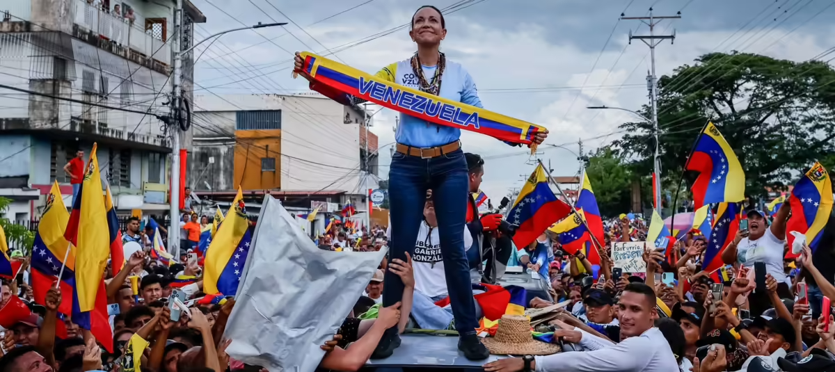 Edición del 10 de diciembre – Cotorra Cancerbera